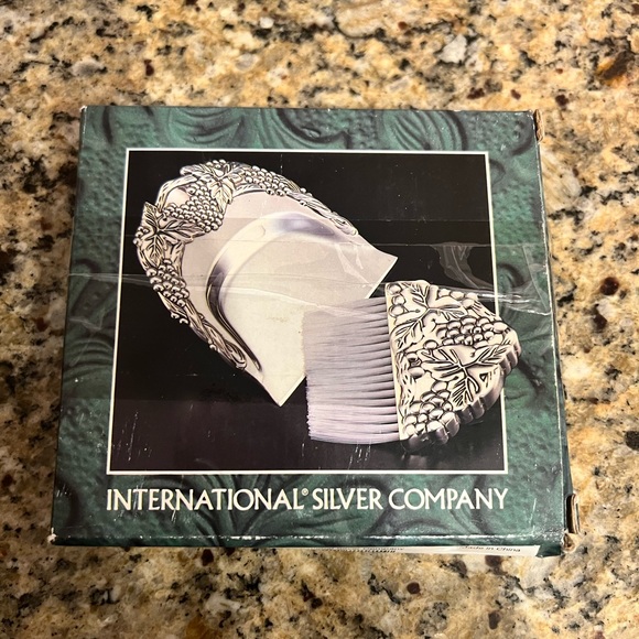 Vintage Silverplated/Antique Finish Table Cleaner Set - Picture 3 of 4